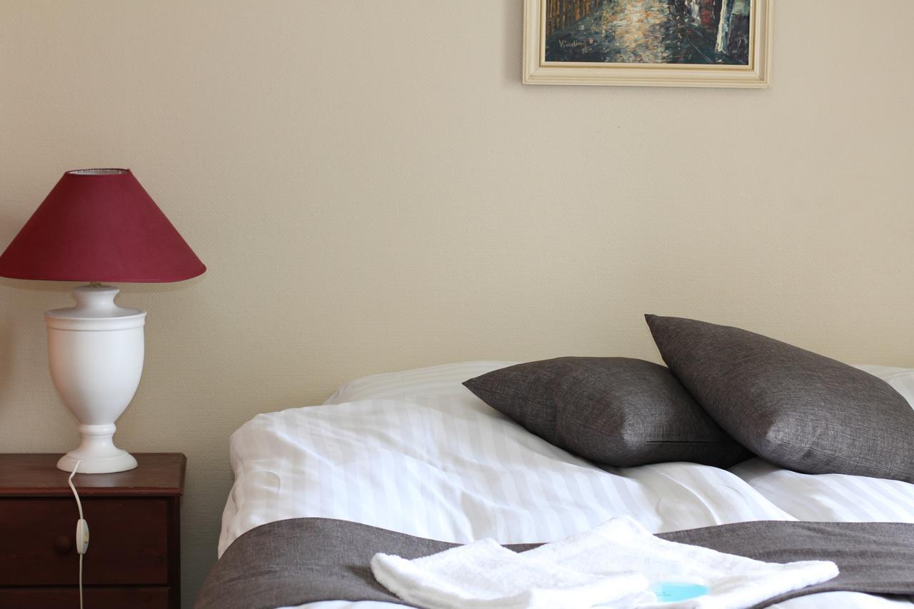 Lyng Dal Hotel Og Restaurant リュー エクステリア 写真
